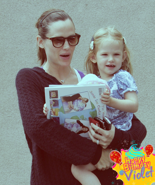 Violet Affleck