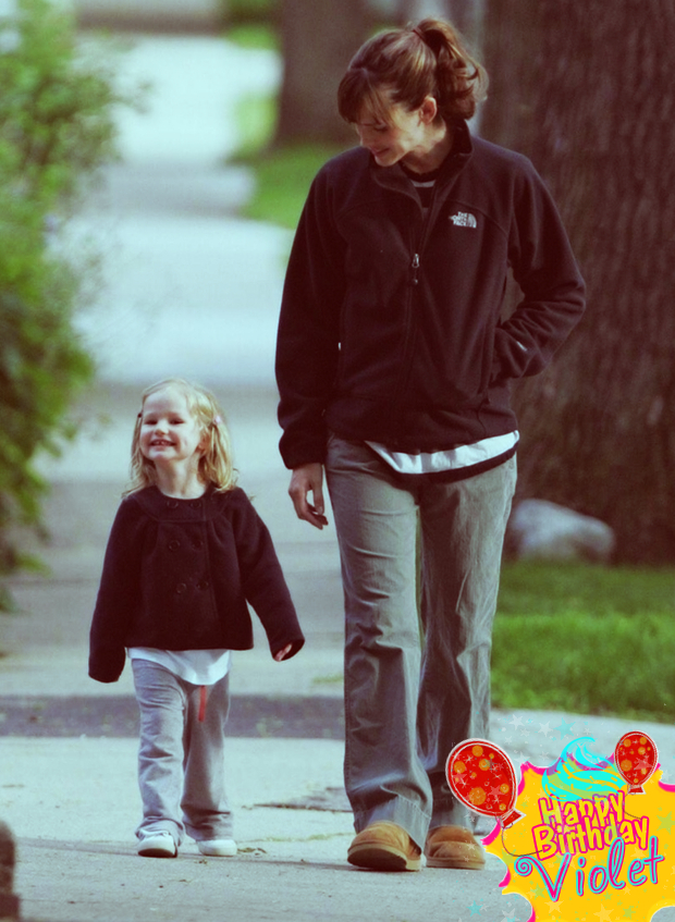 Violet Affleck