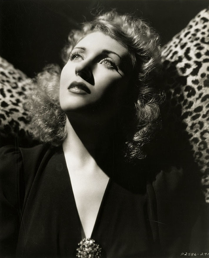Muriel Angelus