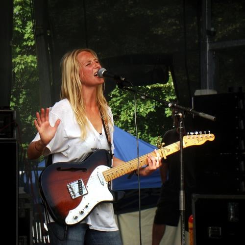 Lissie image