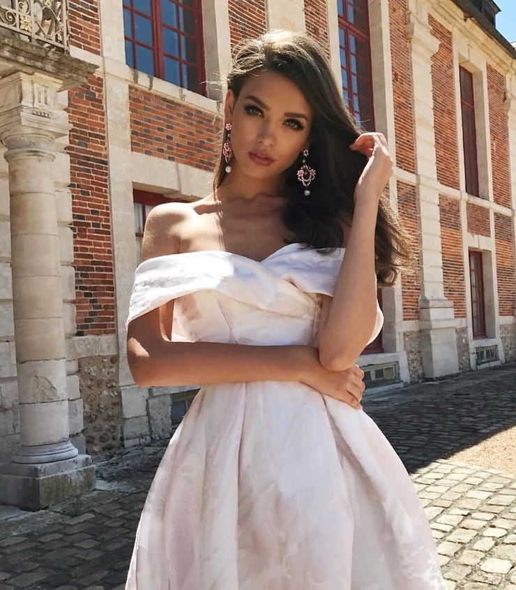 Valeria Rudenko Valeria Rudenko