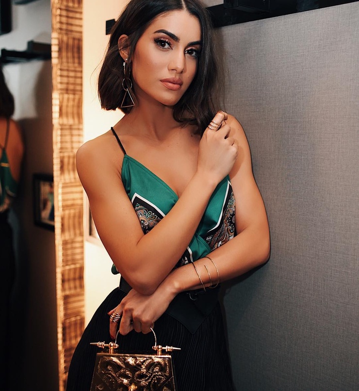 Camila Coelho Camila Coelho
