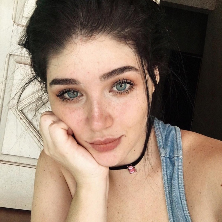 Mia Alves Mia Alves