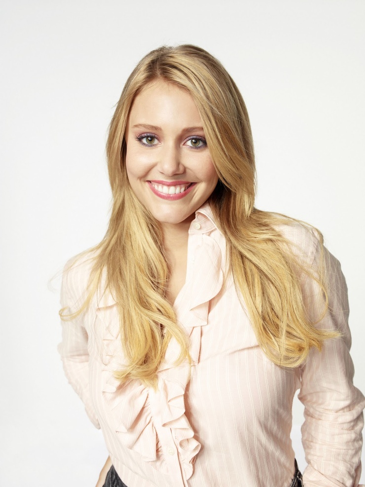 Julianna Guill Julianna Guill