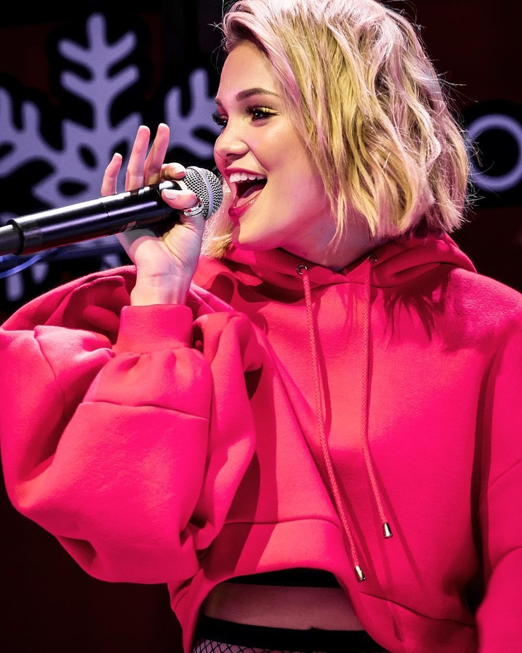 Olivia Holt
