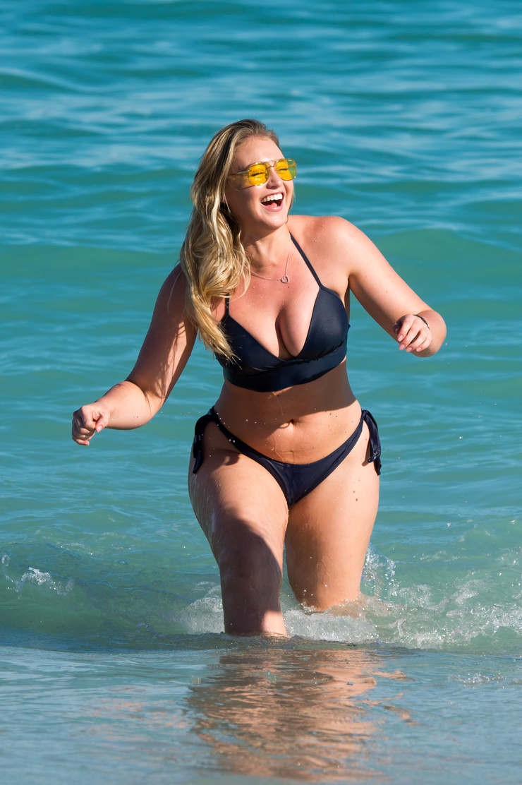 Iskra Lawrence