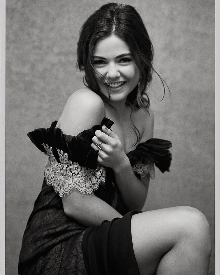 Danielle Campbell Danielle Campbell