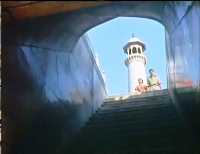 The Wind Cannot Read                                  (1958)