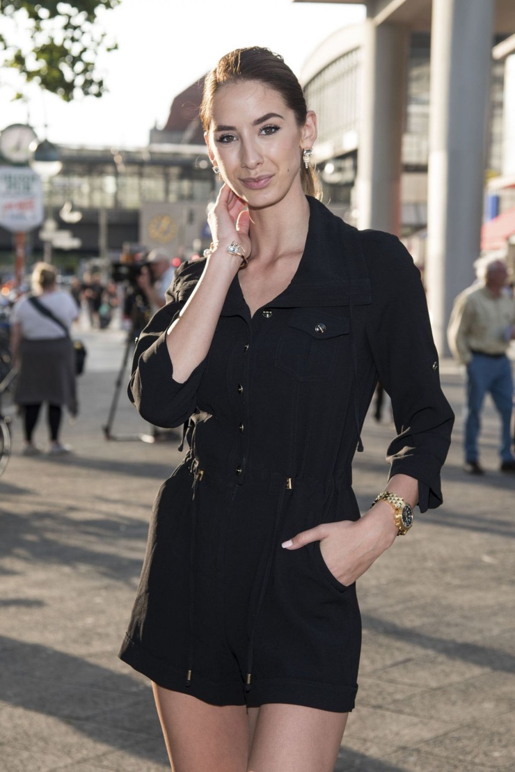 Brenda Hübscher Brenda Hübscher