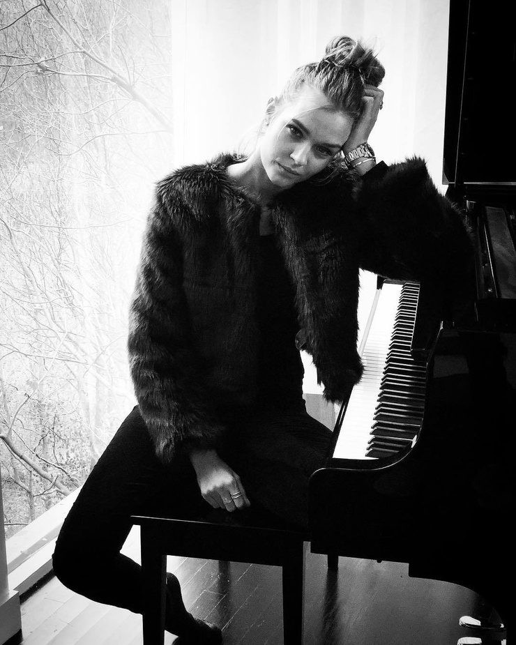 Josephine Skriver Josephine Skriver