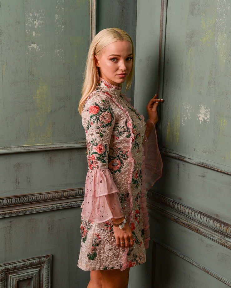 Dove Cameron