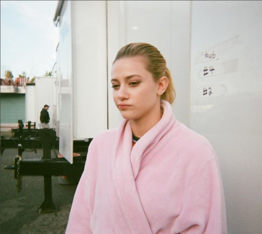 Lili Reinhart