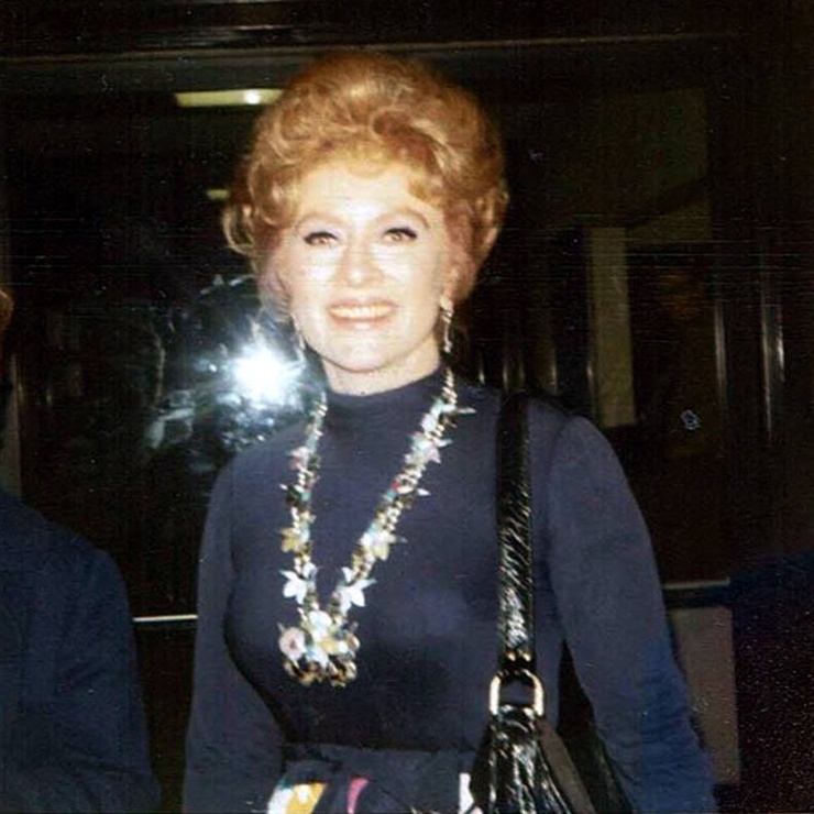 Amanda Blake