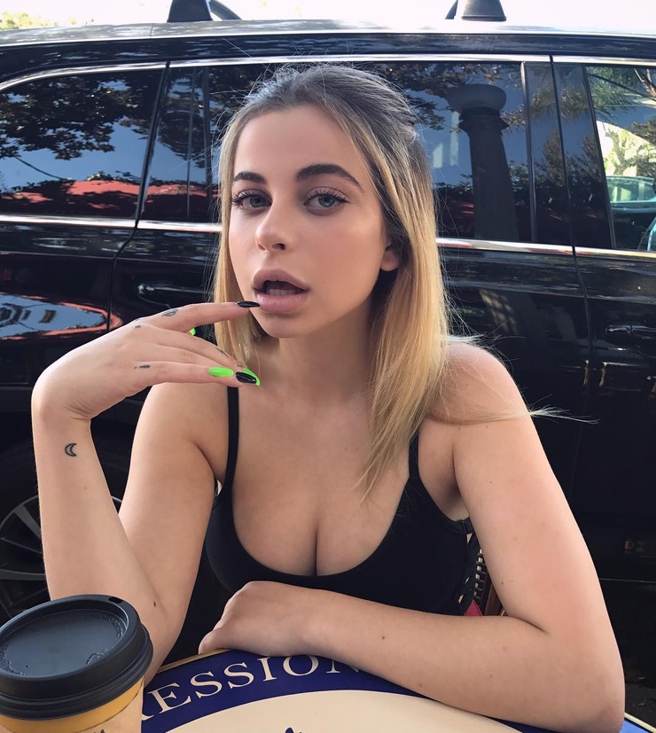 Ellise Gitas Ellise Gitas