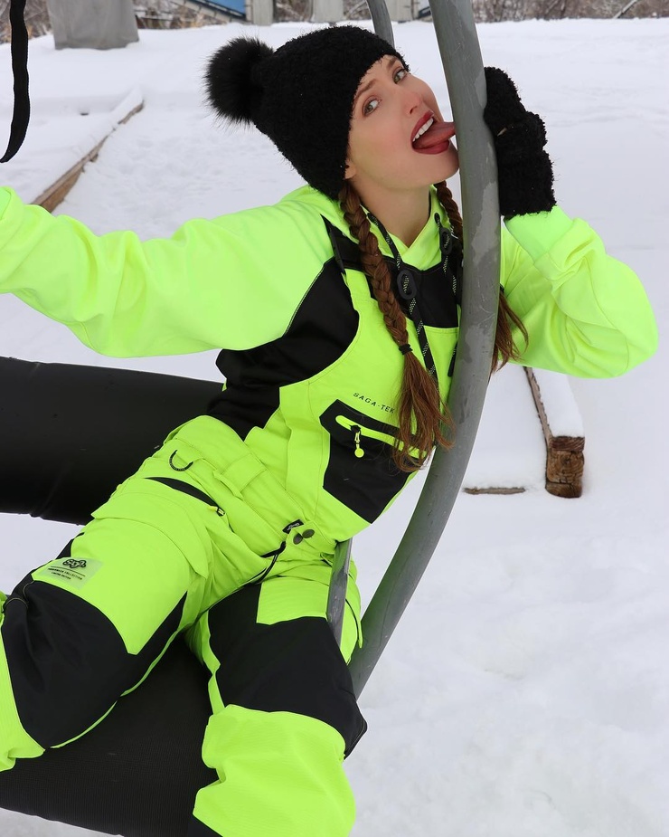 Amanda Cerny Amanda Cerny