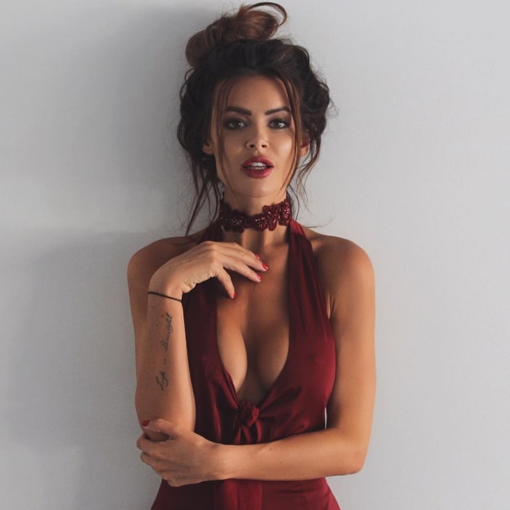 Emma Rose Emma Rose