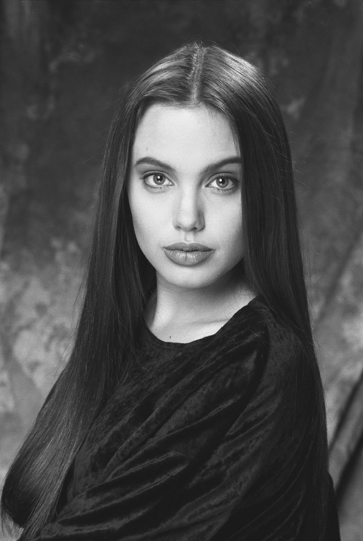 Angelina Jolie Angelina Jolie