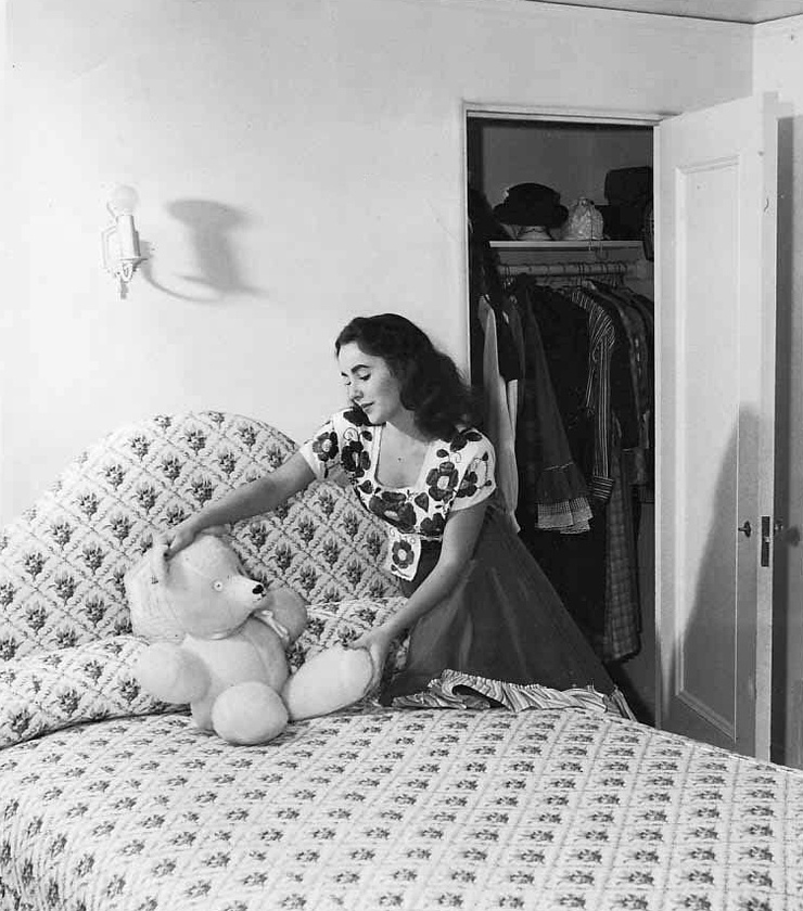 Elizabeth Taylor