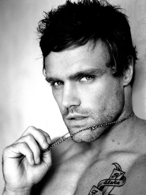 Nick Youngquest Nick Youngquest