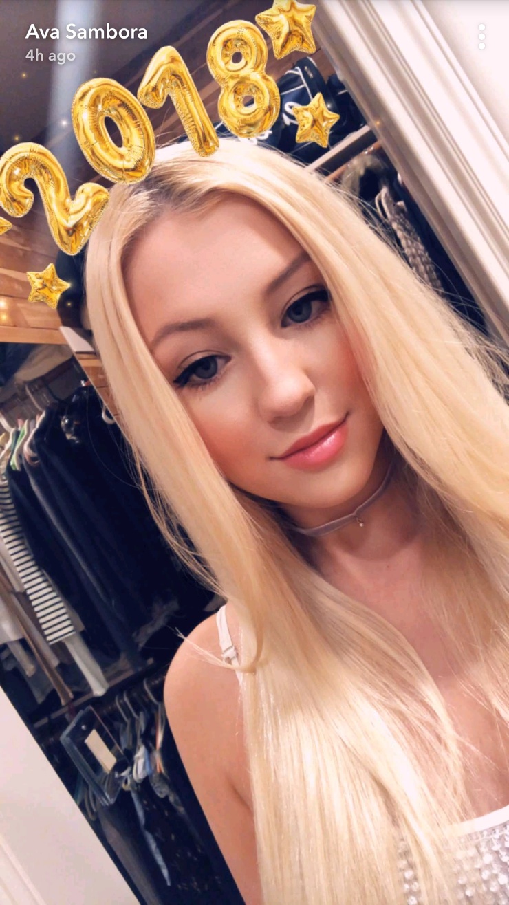 Ava Sambora