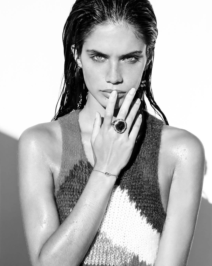 Sara Sampaio Sara Sampaio