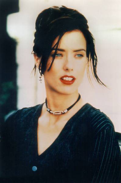 Téa Leoni