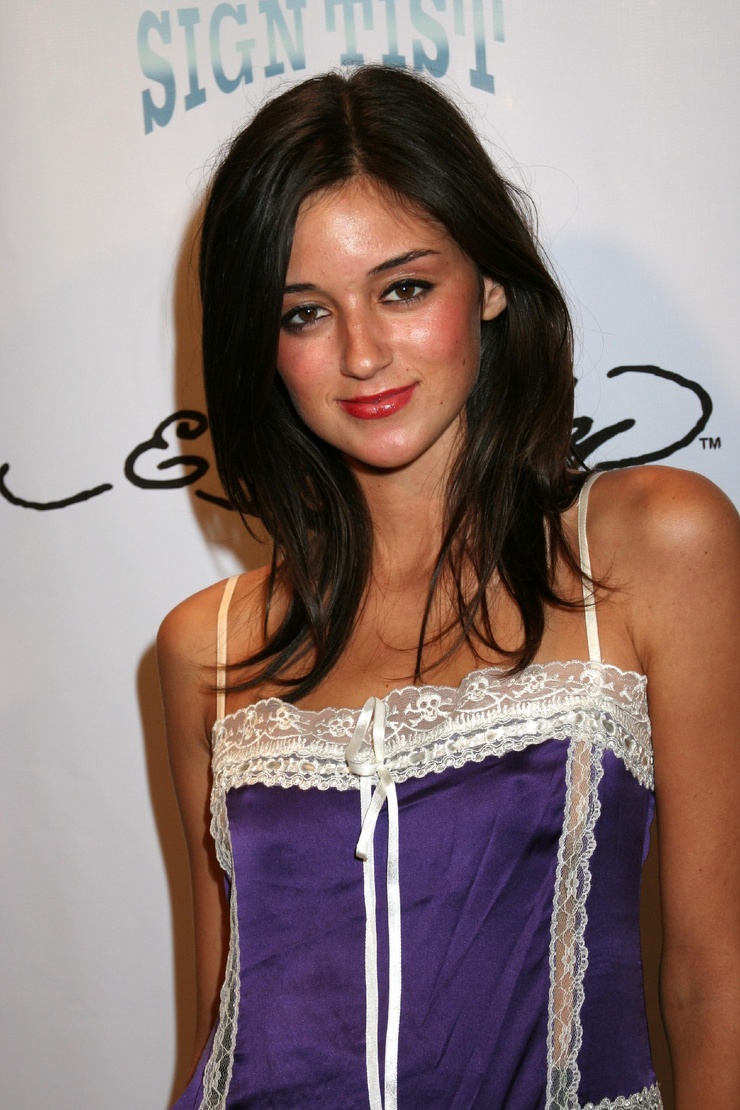 Caroline D'Amore
