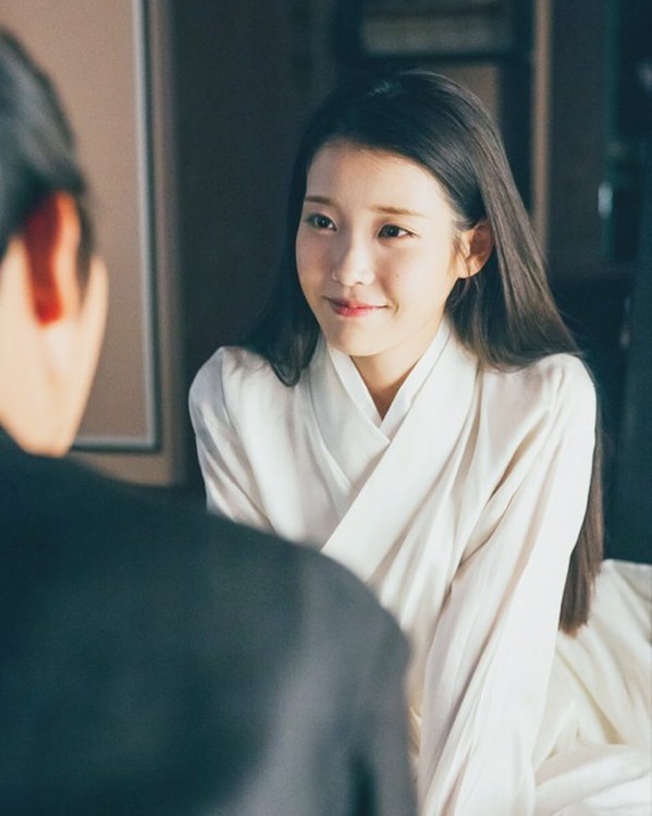 IU IU