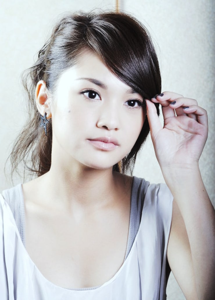 Rainie Yang Rainie Yang