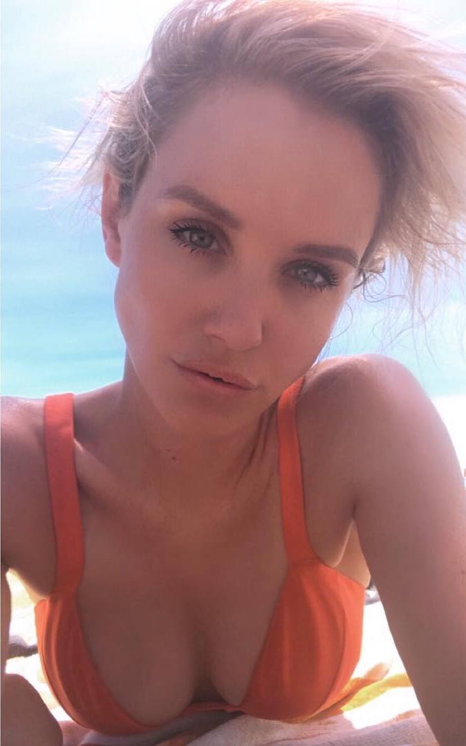 Nicky Whelan