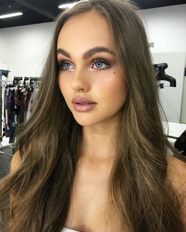 Lily Easton