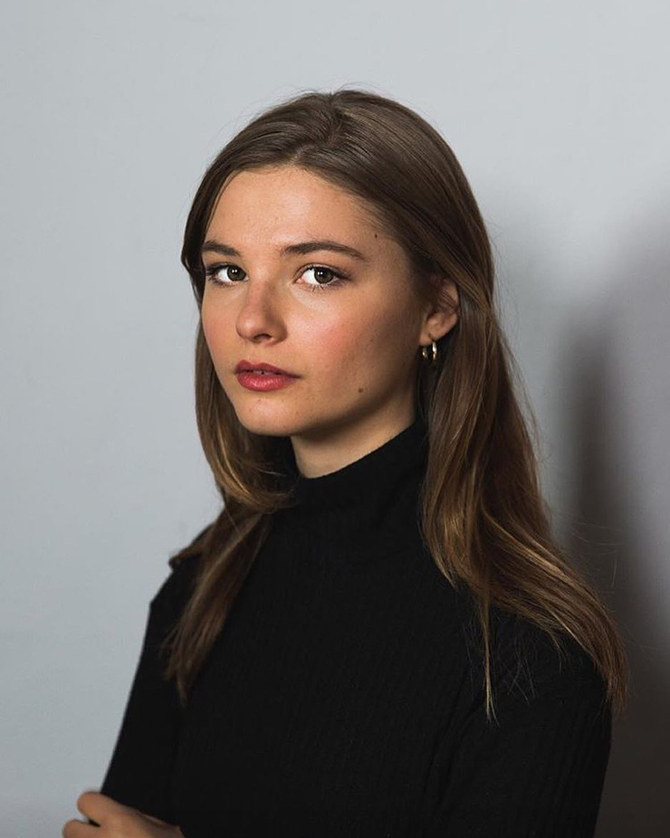 Stefanie Scott