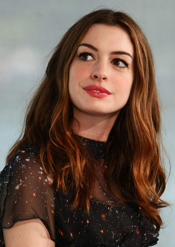 Anne Hathaway