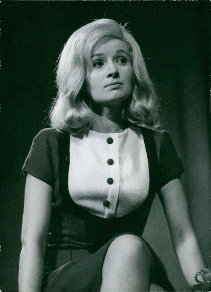 Julie Stevens Julie Stevens