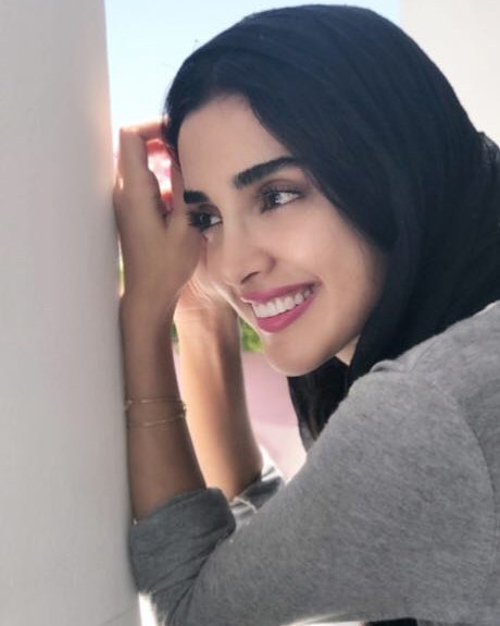 Elahe Hesari