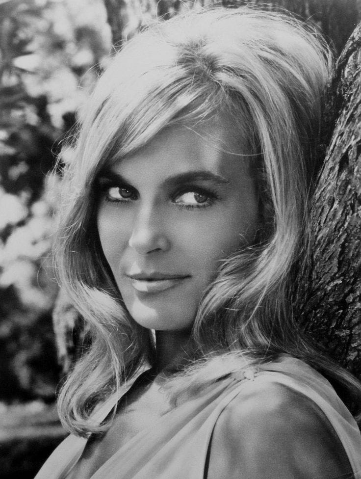 Shirley Eaton