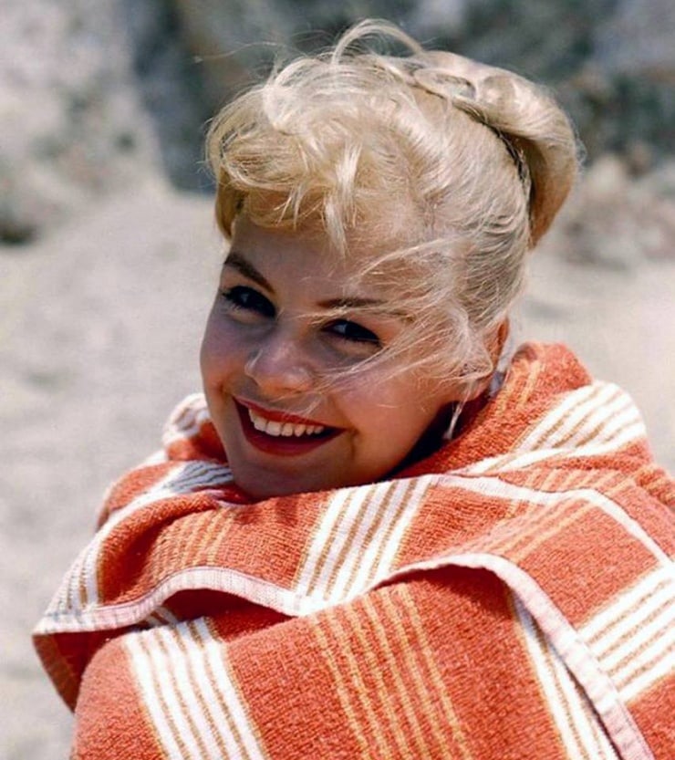 Sandra Dee