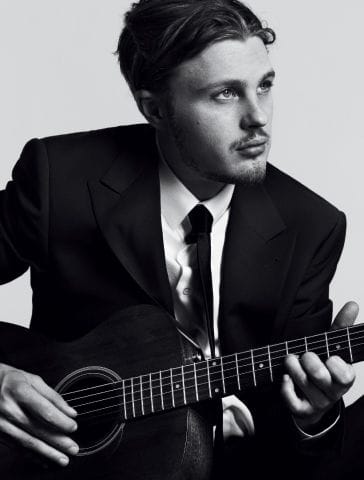 Michael Pitt