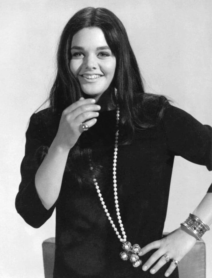 Tina Aumont