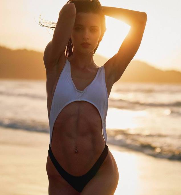 Noemi Kovacs Noemi Kovacs