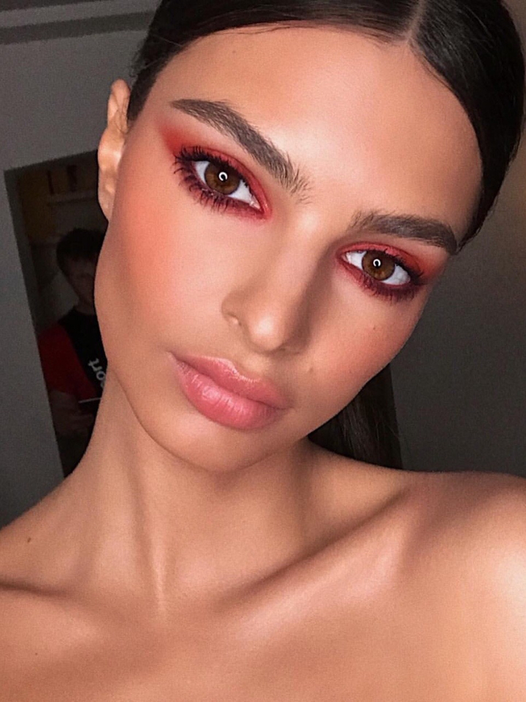 Emily Ratajkowski