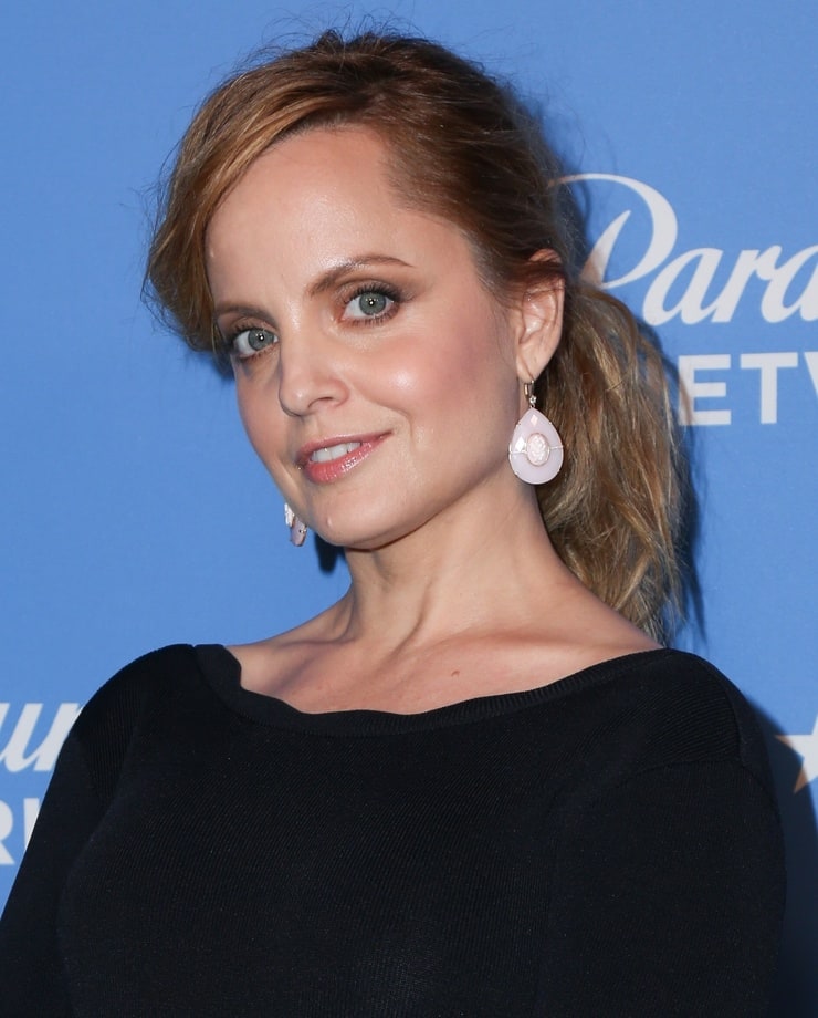 Mena Suvari