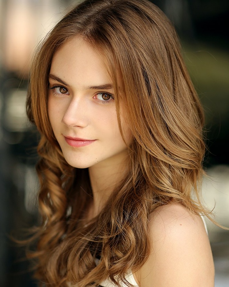 Emilia Jones Emilia Jones