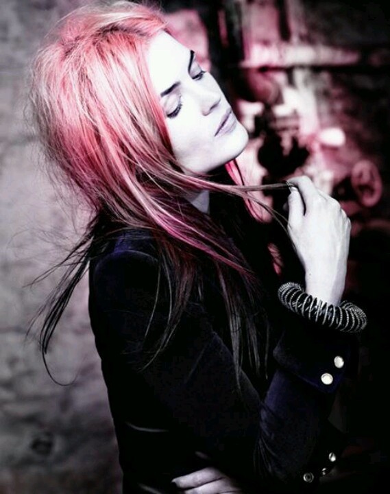 Alison Mosshart