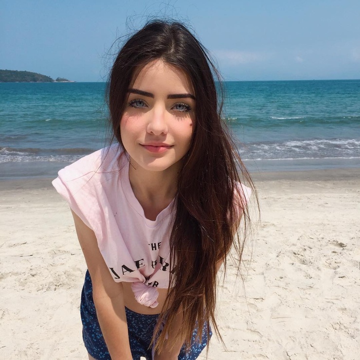 Vitória Castro