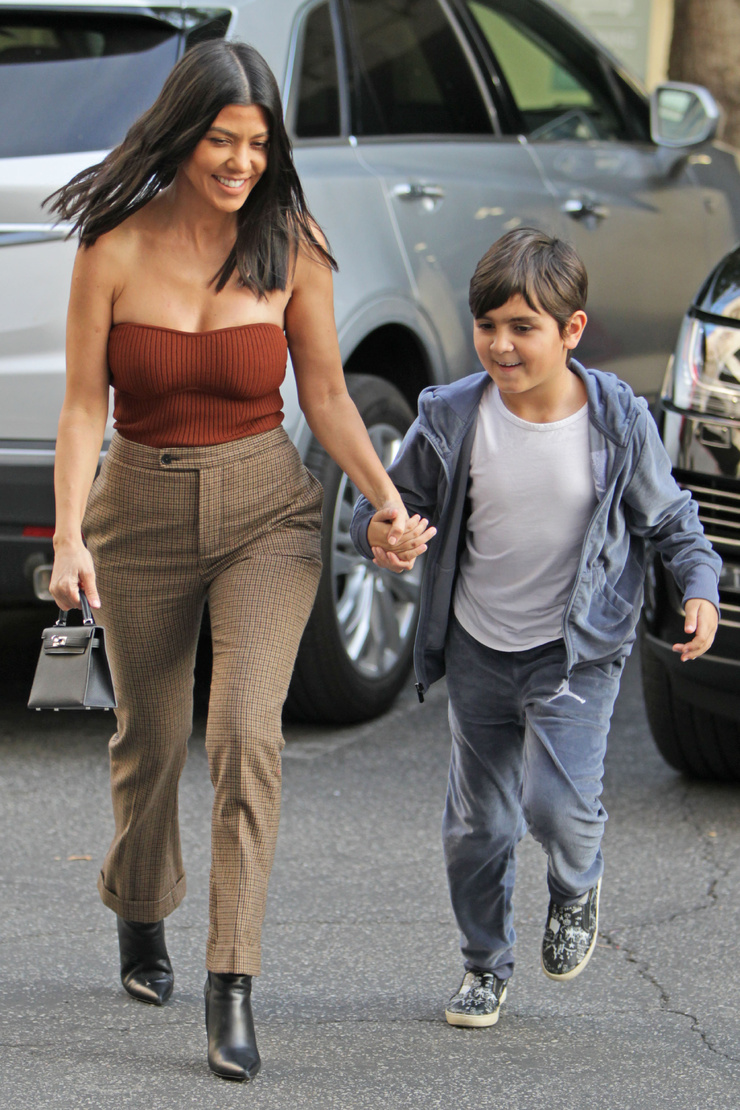 Kourtney Kardashian Kourtney Kardashian