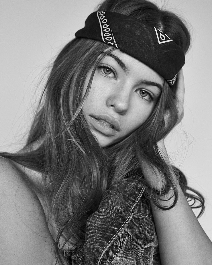 Katya Li Katya Li