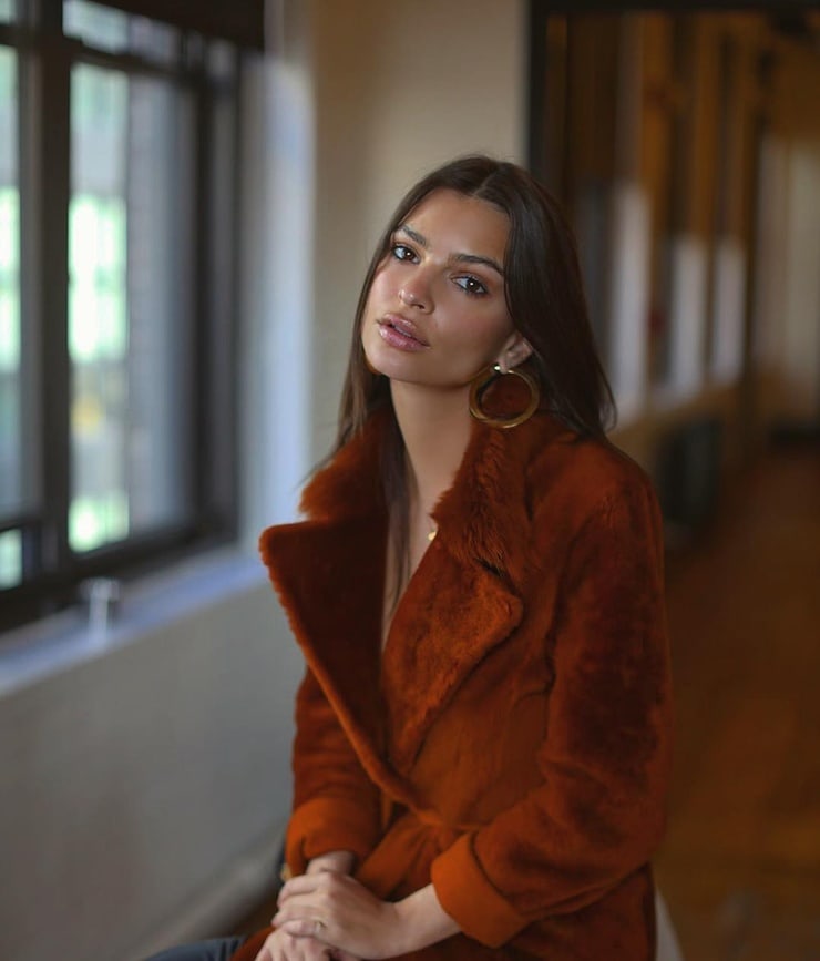 Emily Ratajkowski