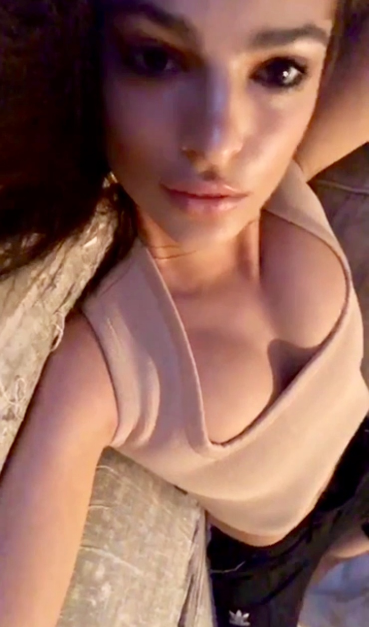 Emily Ratajkowski