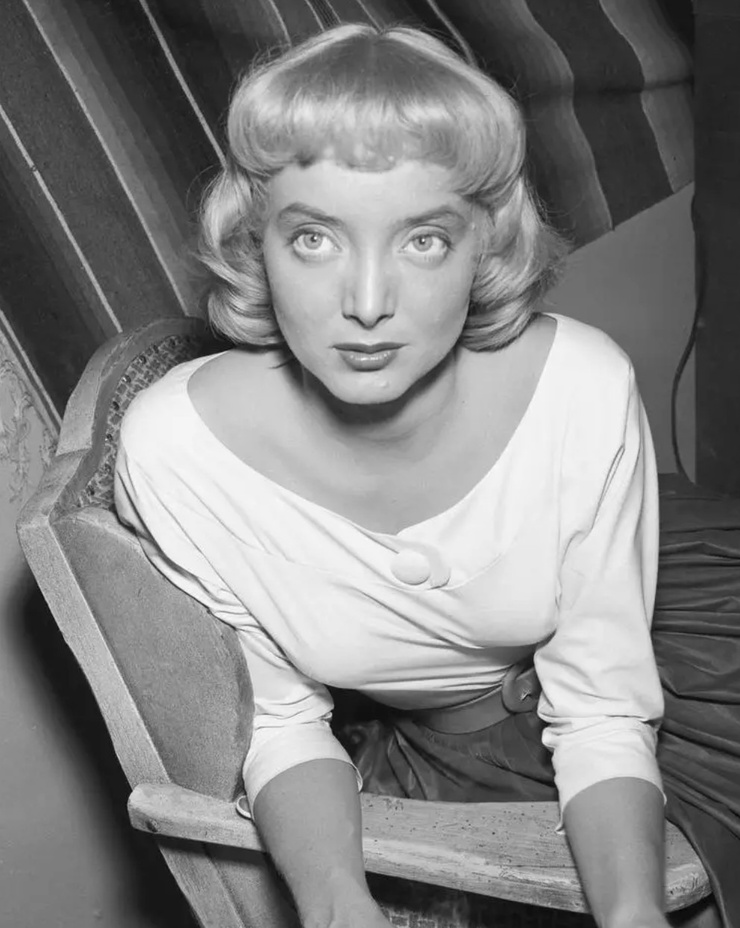 Carolyn Jones